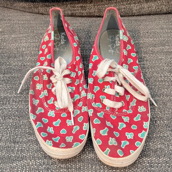 Seller photo, Poshmark